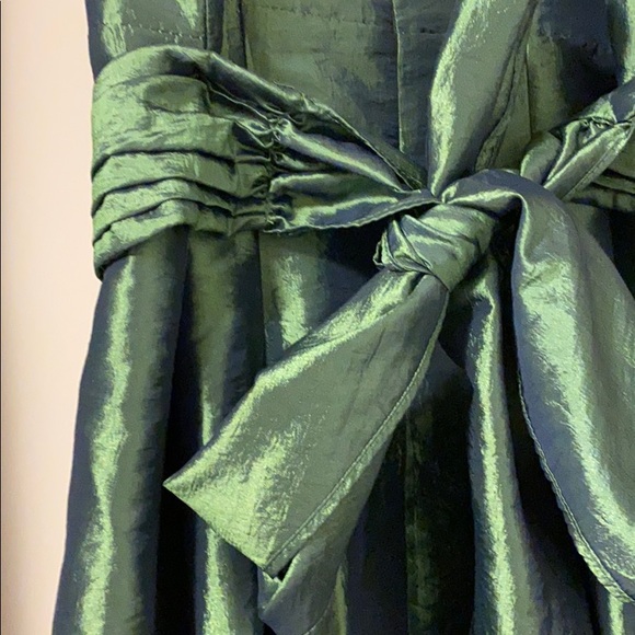 Metallic Emerald Green Dress - Picture 3 of 5